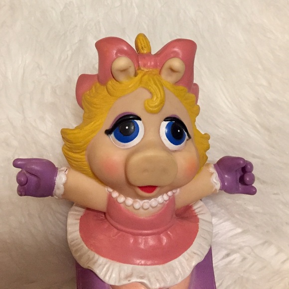 Vintage Squeaky Toy Miss Piggy Bath Toy Sesame Street Collector Figure - Picture 5 of 8